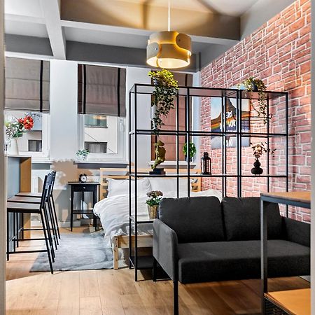 Cute Cozy Nest Old City Apartment Bucureşti Ngoại thất bức ảnh